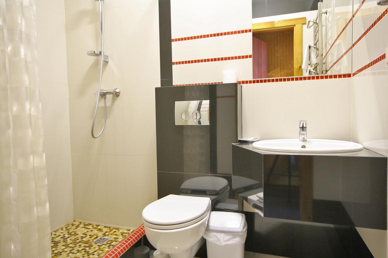 Chagari Hotel Lypnyky Екстериор снимка